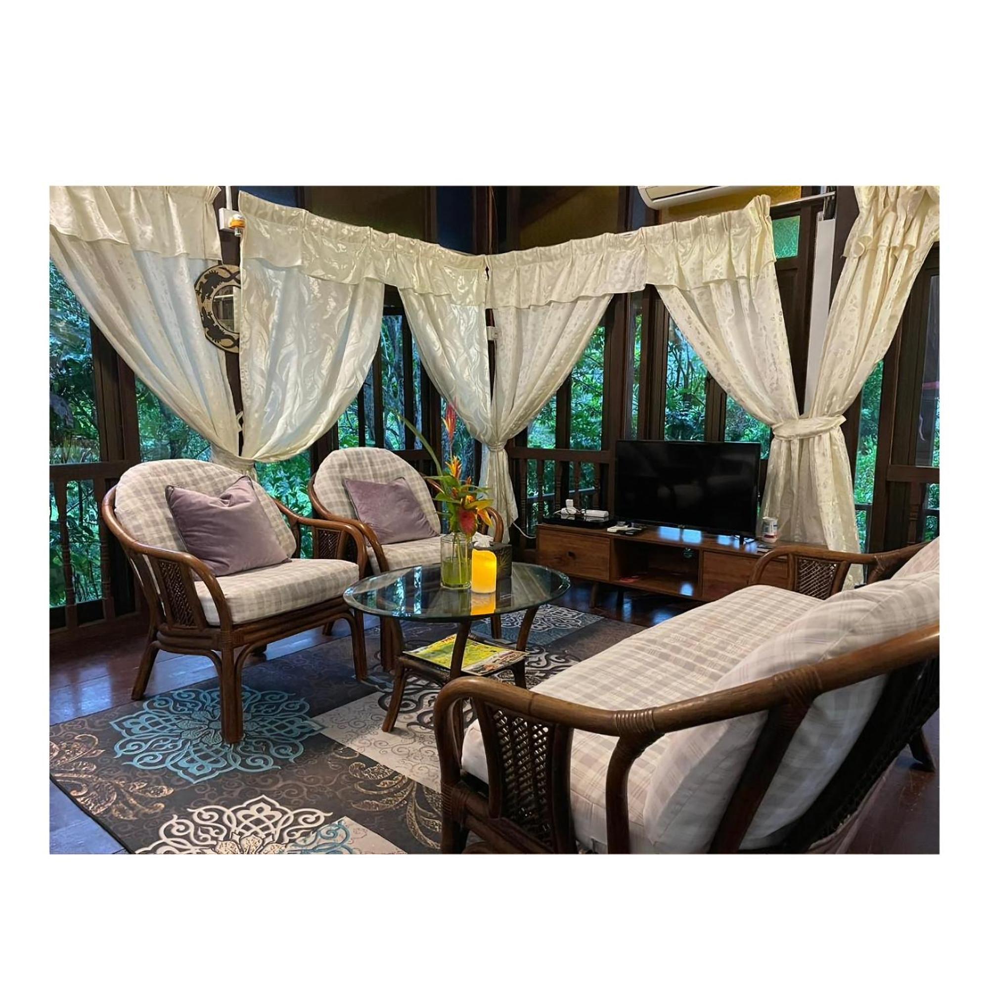 Villa Sri Kampung Куах Экстерьер фото