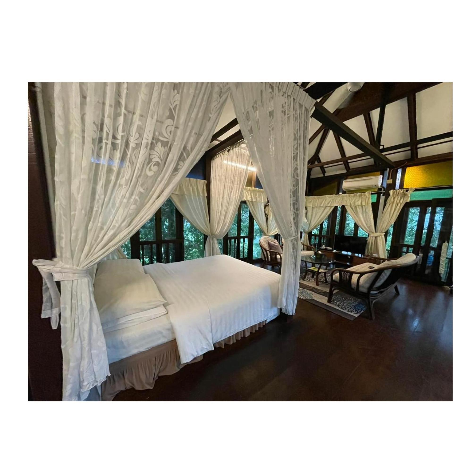 Villa Sri Kampung Куах Экстерьер фото