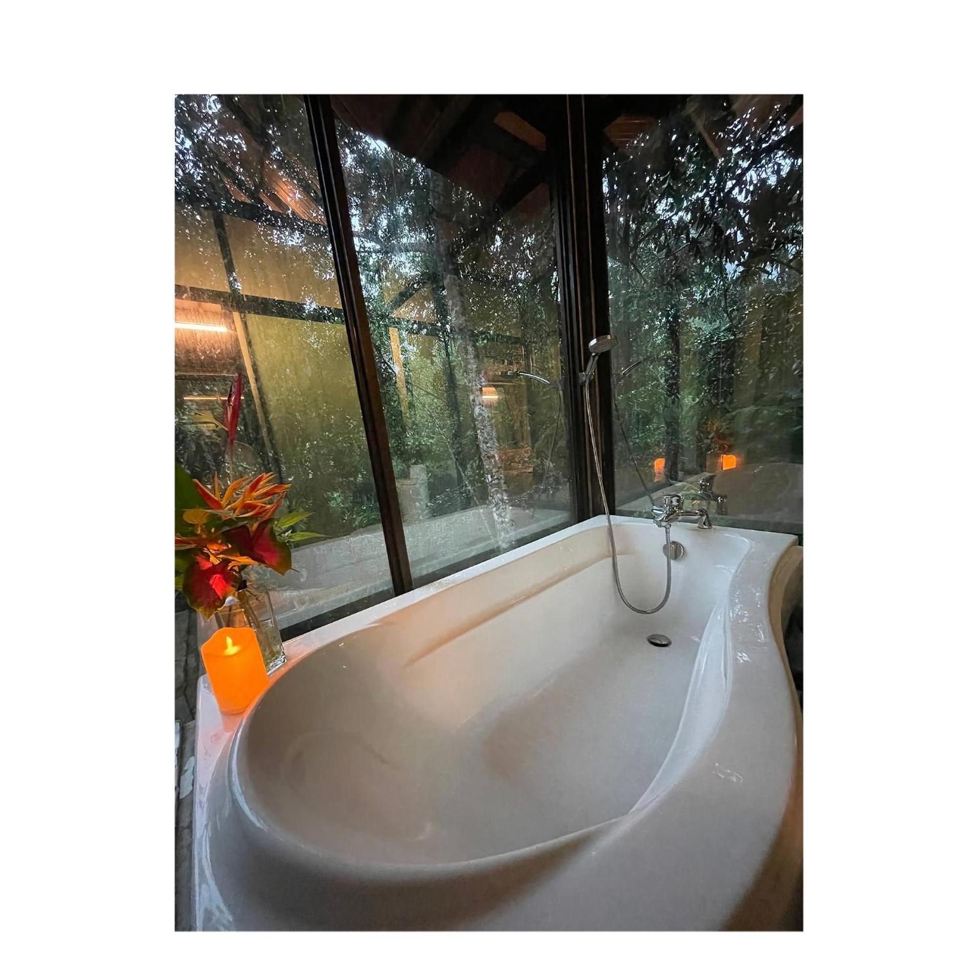 Villa Sri Kampung Куах Экстерьер фото