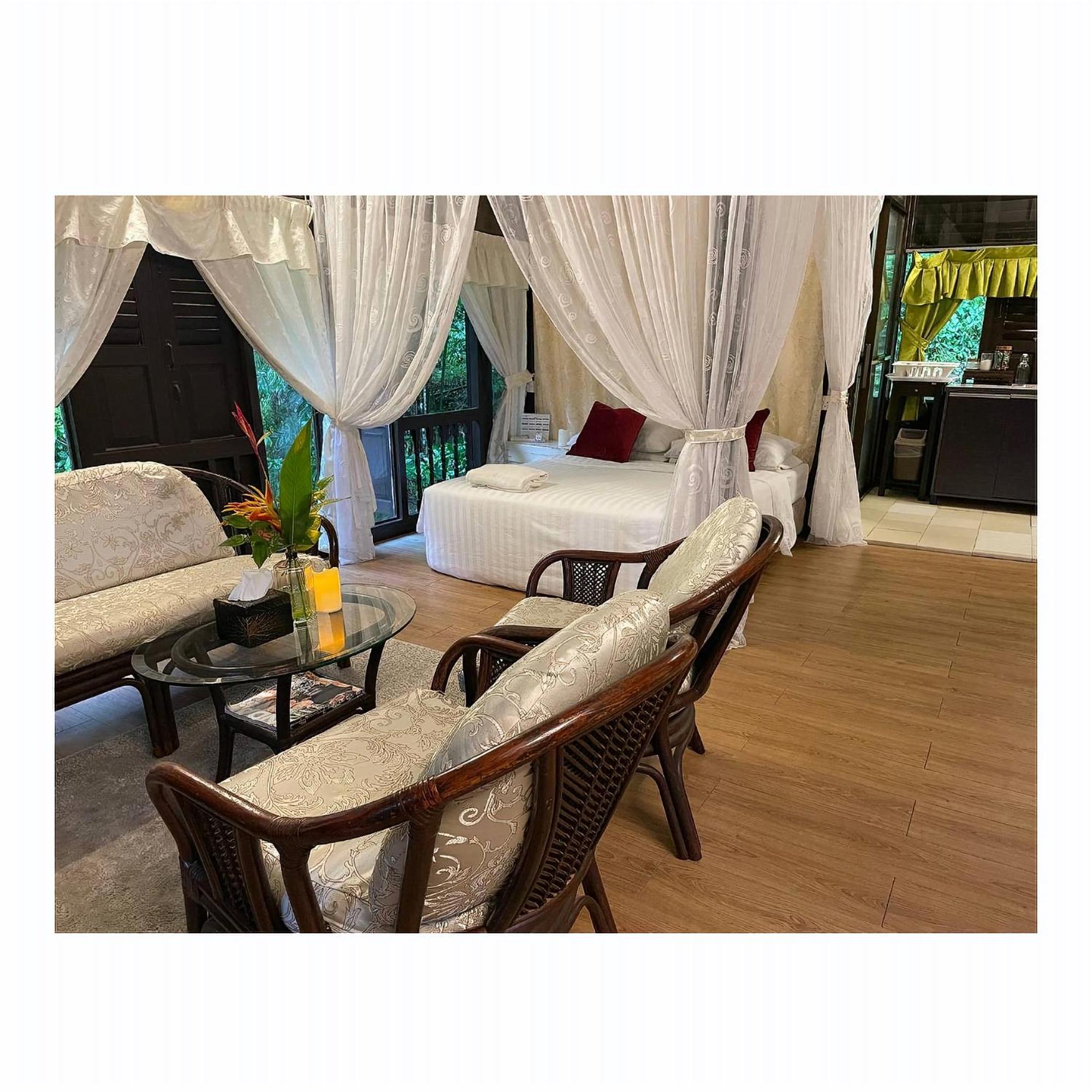 Villa Sri Kampung Куах Экстерьер фото